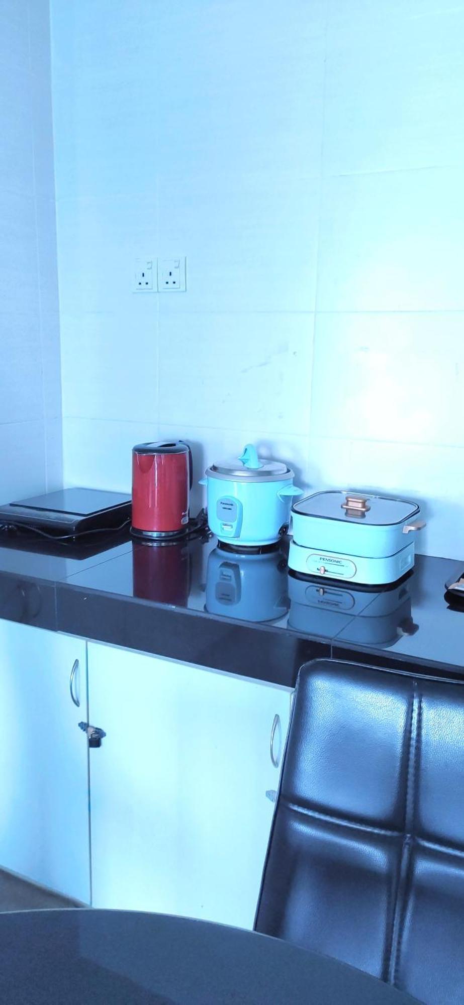 Apartamento Dperdana -Dinies Pool,Wifi, Centre Of Kota Bharu, 4-5 Pax Exterior foto