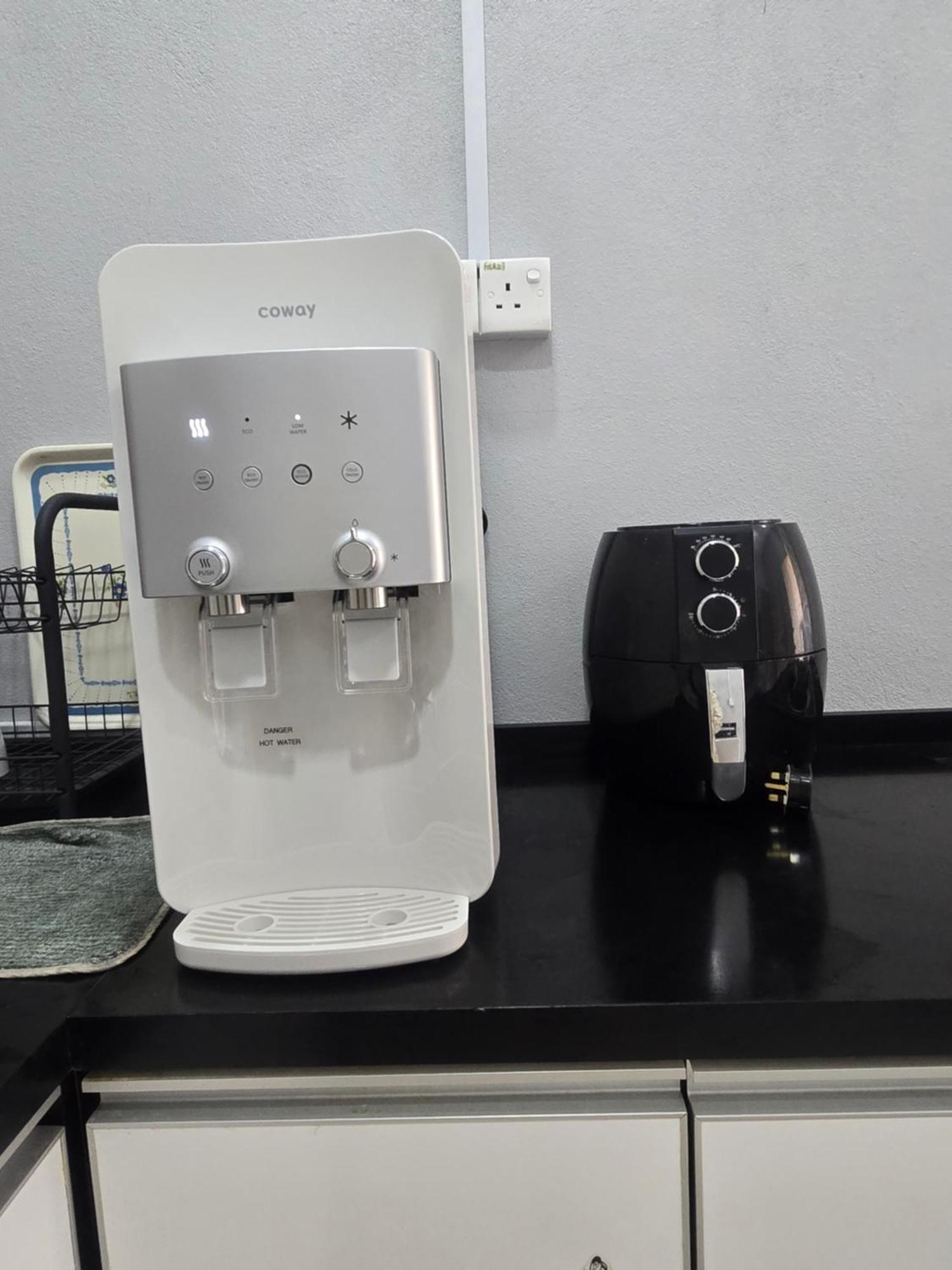 Apartamento Dperdana -Dinies Pool,Wifi, Centre Of Kota Bharu, 4-5 Pax Exterior foto